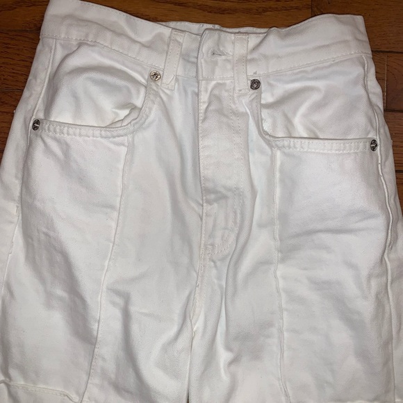 Stylish Zara jeans - Picture 7 of 9